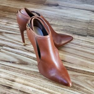 NWOT Andrea Cognac and Gold Ankle Strap Boots